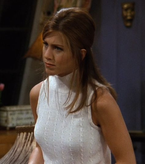 Turtle Neck Outfit 90s, Sleeveless Turtleneck Outfit, Jennifer Aniston Hair Color, Race Car Bed, Rachel Green Friends, Jeniffer Aniston, Sleeveless Turtleneck Sweater, Rachel Green Outfits, Rachel Friends