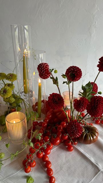 Tomato Table Decor, Tomato Wedding, Red Table Settings, Parts Of A Flower, Be The Reason, Fall Events, Red Table, Wedding Tables, Thomas Jefferson