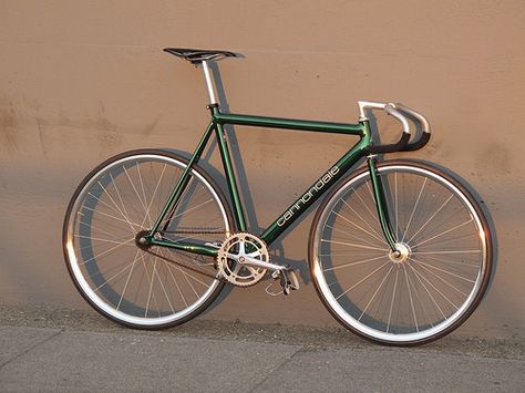 1993 Cannondale Track, 56cm, Custom Green | A.Danger | Flickr Bici Retro, Bike Restoration, Road Bike Vintage, Hardtail Mountain Bike, Urban Bicycle, Velo Vintage, Bicycle Painting, Fixed Bike, Retro Bike