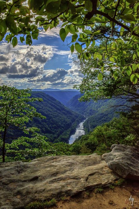 ....downriver view from Beauty Mountain ~ New River Gorge Fayette County, West Virginia West Virginia New River Gorge, West Virginia Aesthetic, Virginia Nature, County Aesthetic, New River Gorge West Virginia, West Virginia Hiking, Virginia Landscape, New River Gorge National Park, West Virginia Mountains