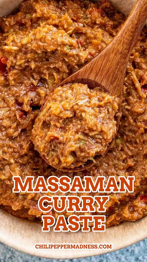 A wooden spoon full of the delicious Massaman Curry Paste. Curry Paste Recipe, Thai Massaman Curry, Thai Flavors, Homemade Curry Powder, Massaman Curry Paste, Coconut Curry Recipes, Chili Pepper Recipes, Homemade Hot Sauce, Homemade Curry