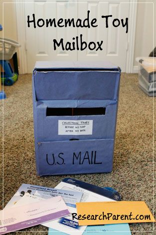 Homemade Toy Mailbox - Play Activity for Toddlers and Preschoolers - ResearchParent.com Pretend Play Post Office, Diy Mailbox, Community Helpers Preschool, Activity For Toddlers, Play Activity, Best Educational Toys, Dramatic Play Centers, Homemade Toys, Community Helpers