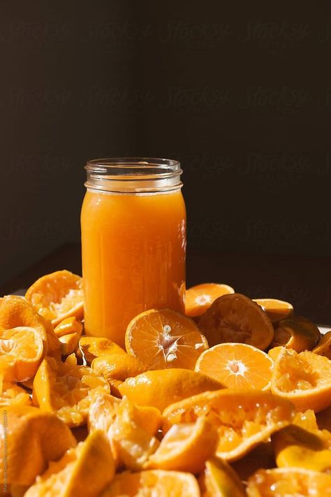 Fresh Pressed Orange Juice, Fresh Orange Juice Aesthetic, Fruits Pics, Healthy Orange Juice, Orange Juice Aesthetic, Juice Pictures, Pomegranate Pictures, Jamaican Breakfast, Satsuma Orange