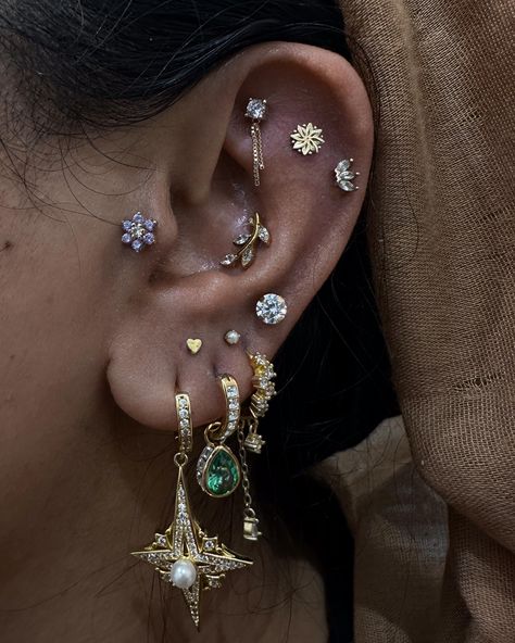 Adding more bling to this ear curation 🌟  Faux rook + stacks by @piercernomercy_  Soho, Union Square, and Williamsburg  11AM-9PM 7 DAYS A/W🕘 WALK-INZ OR BOOK ONLINE..📕 TATTOOS & PIERCINGS, NO ATTITUDE, NO MISERABLE HOOPS TO JUMP THROUGH....🚫  WALK-INZ WELCOME OR BOOK ONLINE AT  ⚔️livebytheswordtattoo.com⚔️ . . . . #fauxrook #stacks #earpiercing #earcuration #soho #manhattan Ear Tattoo And Piercings, October Jewelry, Soho Manhattan, Ear Curation, Ear Peircings, Men's Piercings, Cool Ear Piercings, Pretty Ear Piercings, Cool Piercings