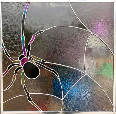 Stained Glass Spider Web, Stained Glass Spider, Glass Spider, Digging Holes, Glass Art Projects, Stained Glass Suncatchers, Stained Glass Diy, Art Stained, Stained Glass Crafts