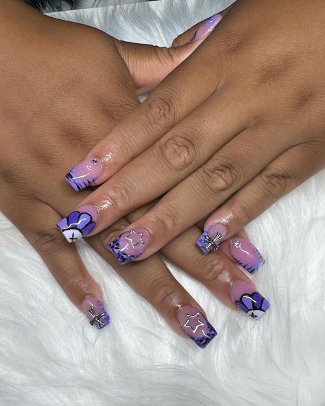 Purple KAWS set💜🖤🩶 Nails Pink Purple Blue, Cute Short Nails Purple, Short Acrylic Nails Designs Purple, Short Purple Nail Designs, Nails Short Purple, Purple Kaws, Kaw Nails, Club Attire, Girly Acrylic