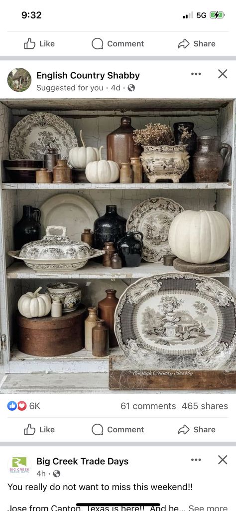 Pumpkins On Dining Room Table, Brown Transferware Display, Fall Country Decor, Antique Collections Display, Vintage Dishes Display, Fall Vintage Decor, Vintage Hutch Decor, Vintage Table Setting Ideas, Fall Hutch Decor Ideas