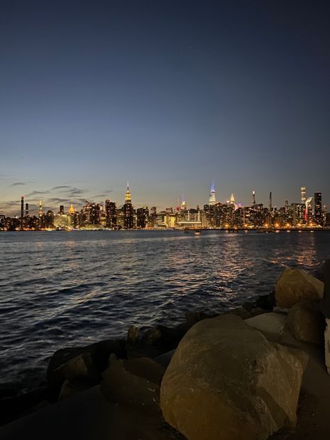 #nyc #skyline #aesthetic #ocean #newyorkcity #newyork #driveinmovie Nyc Beach Aesthetic, Ocean City Aesthetic, Nyc Skyline Aesthetic, Nyc Beach, Skyline Aesthetic, Blue Aesthetic Dark, City By The Sea, Clean Ocean, Aesthetic Ocean