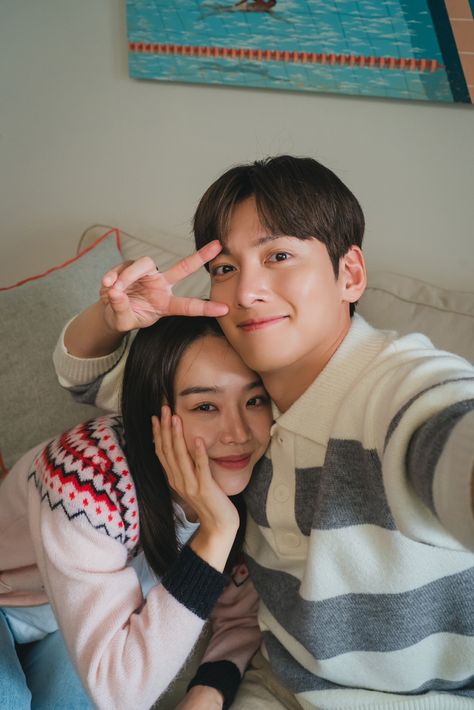 Wallpaper Kdrama, Shin Hye Sun, Shin Hye-sun, Drama Fever, Korean Drama Stars, Korean Drama List, Daily Facts, Chang Wook, Korean Entertainment