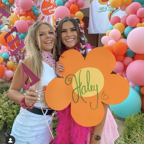 Bid Day Photo Ops, Groovy Parade Float Ideas, Paradise Bid Day Theme, Welcome To Paradise Bid Day, Flower Bid Day Theme, Floral Bid Day, Walking On Sunshine Bid Day, Full Bloom Bid Day, Bidday Themes