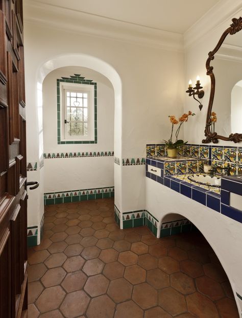 Montecito Spanish ColonialExample of Work Spanish Bathroom Ideas, Spanish Style Bathrooms, Spanish Bathroom, Hacienda Homes, Spanish Bungalow, Hacienda Style Homes, Spanish Decor, Mexico House, Mediterranean Home Decor