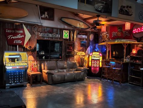 Garage Clubhouse, Motorcycle Club House, Garage Theme Cafe, Grunge Garage Aesthetic, Car Guy Garage Ideas, Barn Bar Ideas, 60s Garage Rock Aesthetic, Home Pub Ideas, Dream Man Cave