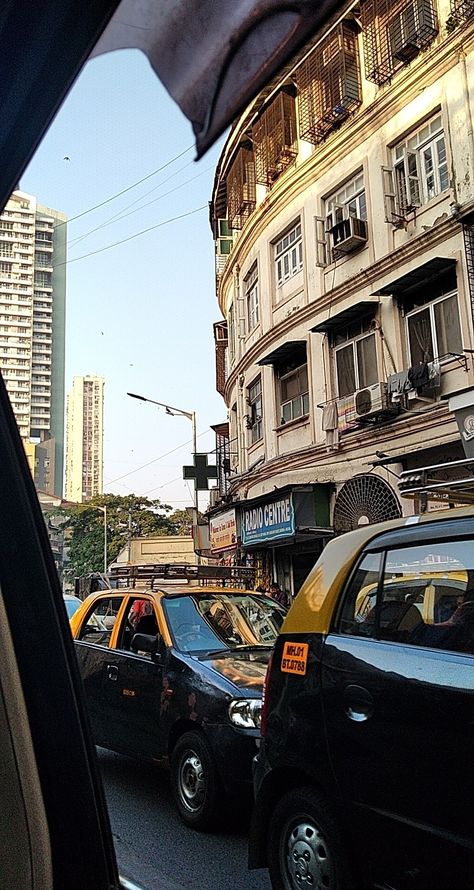 Kaali peelis are an emotion Mumbai Traffic, Times Of The Day, Mumbai, All About Time, Street View, The Day, Quick Saves