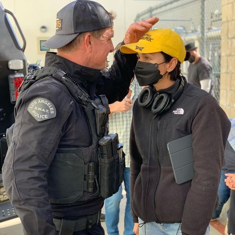 Kenny Johnson on Instagram: “Lina is crushing it this episode directing !! Capturing the essence of everyone, and everything. Poetically. @linaesco @swatcbs @cbstv @sptv” Luca Swat, Chris Swat, Lapd Swat, Kenny Johnson, Lina Esco, Shemar Moore Shirtless, Swat Police, Crushing It, Cop Show