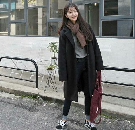 the runaway | svt - Day Off P.2 - Wattpad Korean Winter Outfits, Ripped Jeans Style, Mode Ulzzang, Urban Apparel, Korean Fashion Winter, Korean Fashion Outfits, Asian Street Style, Korean Fashion Trends, Asian Outfits