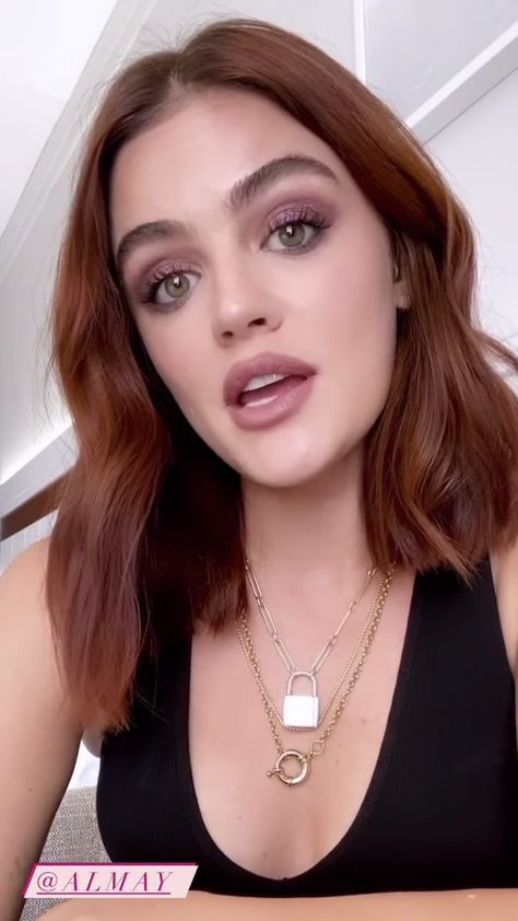 Lucy Hale Makeup, Pale Skin Makeup, Lucy Hale Style, Female Inspiration, Lucy Hale, Pale Skin, Pretty Little Liars, Skin Makeup, Red Hair