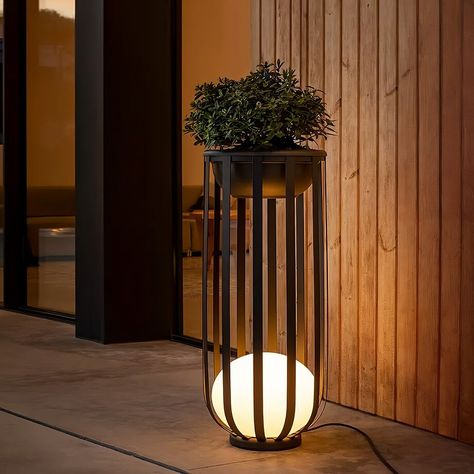 Support Plante, Outdoor Floor Lamps, Plant Stands, Landscape Decor, Led Floor Lamp, Outdoor Landscaping, Outdoor Solar, Power Led, Outdoor Flooring