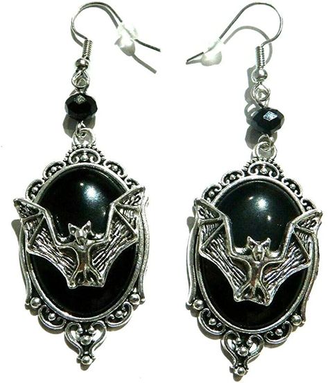 Halloween Victorian, Vampire Earrings, Goth Accessories, Vampire Goth, Goth Earrings, Goth Wedding, Cameo Earrings, Vampire Bat, Gothic Earrings