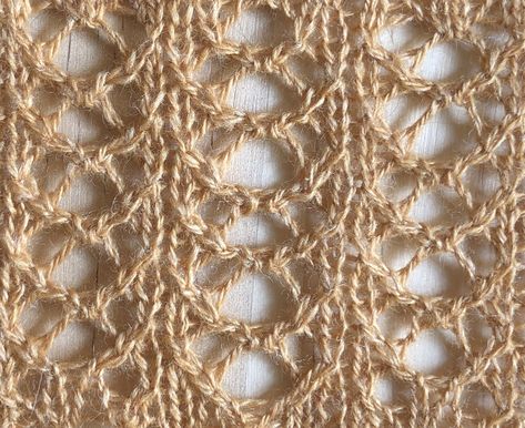 Knitting Sweater Pattern, Crochet Lace Patterns, Knit Stitch Patterns Free, Knitted Scarfs, Lace Knitting Stitches, Knitting Paterns, Knitting Sweater, Knit Stitches, Lace Knitting Patterns