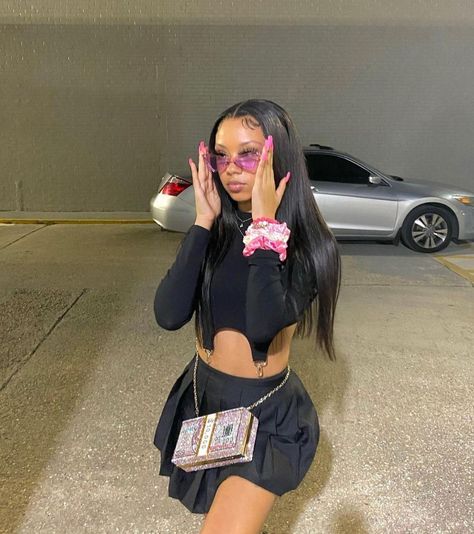 Black owned 💅🏽 on Instagram: “The “CA$H Talk” purse in pink 💕🛍💅🏽 It comes in 9 different colors. Tracking numbers going out tomorrow ✨” Ramiyah Marie, A Virtuous Woman, Virtuous Woman, Boujee Outfits, Clothing Haul, Teen Hairstyles, Halloween Costumes For Girls, Cute Swag Outfits, Baddie Outfits Casual