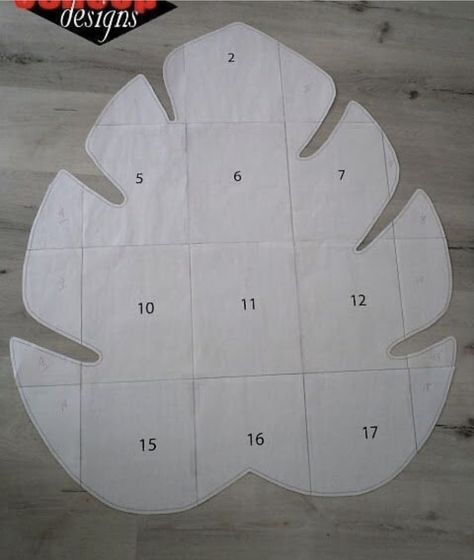 Leaf Rug Diy, Leaf Pillow Diy, Jelly Roll Rug, Leaf Rug, Tropical Rugs, Leaf Blanket, Leaf Pillow, Rug Diy, Sewing Templates