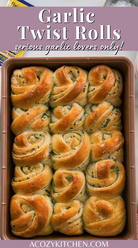 Calling all garlic bread lovers! These Garlic Twist Rolls are garlicky, buttery, and fluffy. Each bite has loads of garlic, parsley, and butter flavor twisted into it. And after they’re baked up to puffy perfection, they are brushed with butter and sprinkled with flakey salt. I used Fleischmann’s® RapidRise® Instant Yeast. What I like about it is that you don’t have to activate the yeast in warm water to use it. #sponsoredpost #fleischmanns_yeast #dinnerrolls #holidaysidedish Garlic Twist Bread Recipe, Thanksgiving Garlic Rolls, Savory Yeast Bread Recipes, Garlic Braided Bread, Garlic Bread Twists Recipe, Bread Rolls Thanksgiving, Christmas Bread Rolls, Yeast Breads And Rolls, Twisted Garlic Bread