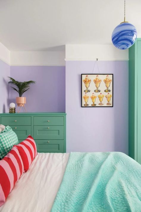 Lilac is having a bit of a resurgence. We've seen the color burst into the fashion world, and it’s filtered through to interiors too. Fresh and rejuvenating, it's no longer seen as outdated, especially when brought to life with a minty green. (Image credit: YesColours) Pastel Purple Interior, Lilac And Green Bedroom, Lilac Color Scheme, Lilac Interior, Lilac Room, Summer Home Decor Ideas, Lilac Bedroom, Melbourne Apartment, Bathroom Colour