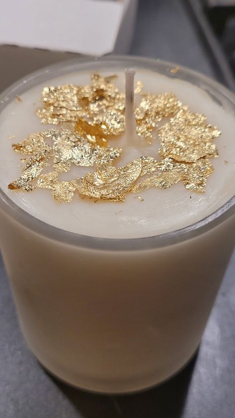 Gold Leaf Candles Diy, Candle With Gold Flakes, Gold Candle Spell, Gold Leaf Candle, Gold Foil Candle Label, Gold Candle Tins, Golden Candle, Gem Candles, Candle Designs