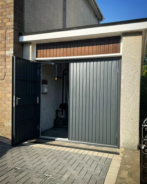 This side hinged garage door is truly amazing! 🤩 With the 1/3-2/3 split it allows our customer to use the leading door as a pedestrian entrance, while the larger door keeps their belongings hidden away! 👀 It's a door that not only adds style to your garage but enhances its practicality! 👌🏻 #clydegaragedoors #sidehingedgaragedoor #garador #garagedoor #beforeandafter #garagegoals #garagedoorinstalls #homereno #inspohome Pedestrian Garage Door, Small Garage Door Ideas, Small Garage Door, Side Hinged Garage Doors, Garage Door Hinges, Concrete Garage, Guest Cottage, Garage Ideas, Home Reno