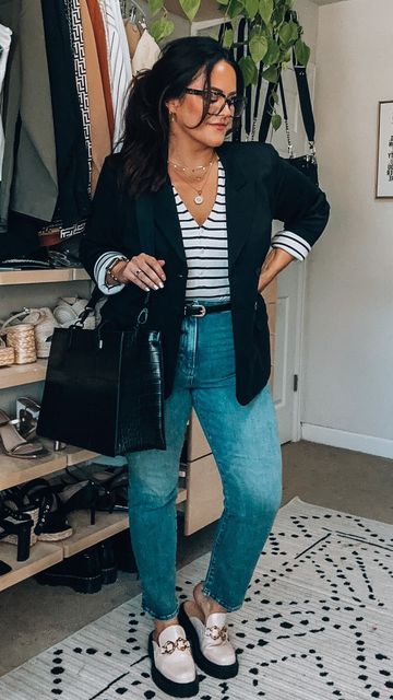 Taryn Hicks | Midsize Style | size 14 Fashion Inspo on Instagram: "Putting on a bodysuit is such a humbling experience 🙃

Im so happy you’ve been loving the workwear outfits, would you wear this business casual outfit to work? 

Linked this entire outfit up for you in the @shop.ltk app, tap the link in bio to instantly shop any look. (Also save all outfits & links to the highlight “reels 🔗’s”.) 

#midsize #workstyle #workwear #businesscasual #size14" Taryn Truly Outfits, Business Casual Outfits Mid Size, Curvy Business Casual, Midsize Workwear, Highlight Reels, Business Casual Outfits Winter, Collar Outfits, Smart Casual Work Outfit Women, Workwear Outfits