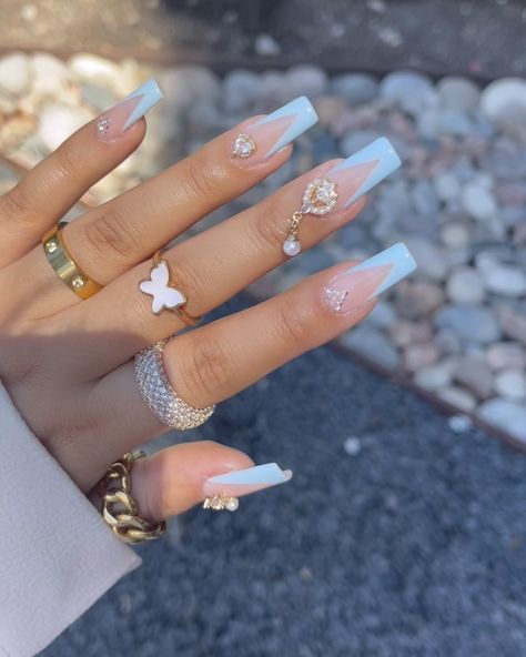 Cute Baby Blue Nails, Acrylic Nail Designs Coffin, Baby Blue Nails, Nails Today, Super Cute Nails, Girly Acrylic Nails, Simple Acrylic Nails, Really Cute Nails, Summer Acrylic Nails