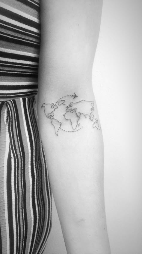 7 Continents Tattoo, Snake Tatoos, Arm Cuff Tattoo, World Tattoos, World Map Tattoo, Partner Tattoo, Map Monde, World Map Tattoos, Globe Tattoos