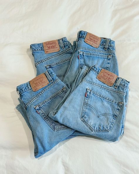 Vintage 505 light wash Levi’s. I have a quantity of 4 of the same jeans each have some minor stains Size 30” waist, 10.5” rise, 42” hips, 27/28” in seam $55 Comment “I want it” or dm me if you would like to buy these jeans 💙 Vintage Levis Jeans Outfit, Levis Jeans Outfit, Levi Jeans Outfit, Light Wash Levis, Vintage Levis Jeans, Jeans Outfit, Vintage Levis, Levis Jeans, Jean Outfits