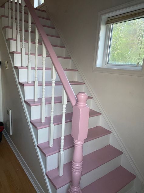 Colorful stairs Pastel Stairs, Pink Staircase, Black Painted Stairs, Colorful Stairs, Pink Stairs, Bad Humor, Painted Stairs, Stair Decor, Future Apartment