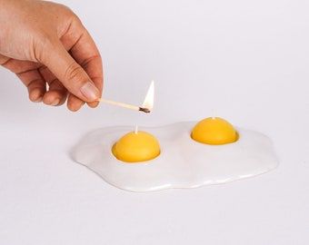 Air Dry Clay Gift Ideas, Air Dry Clay Candle Holder, Clay Candle Holders, Egg Candle, Clay Candle, Ceramic Egg, Unique Candle Holders, Air Dry Clay Projects, Unique Candle