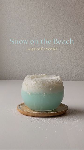 Bubbly Brunch, Cafe Food Ideas, Ice Planet Barbarians, Pea Flower Tea, Drink Ingredients, Just Ingredients, Cream Of Coconut, Beach Drink, Ice Planet