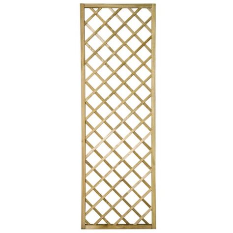 The 2ft Hidcote Lattice from Forest is a high quality, open diamond, lattice patterned trellis. This is ideal for positioning vertically or horizontally to a wall or fence panel to encourage and support climbing plants, bringing a decorative feature to your garden. This smooth-planned lattice features 8mm thick battens that are rounded, overlaid and mounted in a substantial rebated perimeter timber frame for increased strength. The battens are placed 90mm apart which makes it a perfect frame f Lattice Garden, Wall Trellis, Lattice Trellis, Forest Style, Fence Landscaping, Forest Garden, Traditional Diamond, Lattice Pattern, Climbing Roses