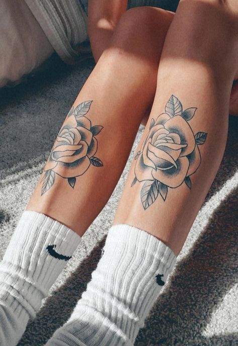 Roses On Leg Tattoo, Rose Above Knee Tattoo, Matching Tattoos American Traditional, Medium Thigh Tattoo, Matching Shin Tattoos, Shin Flower Tattoo, Shin Tattoos For Women Ideas, Flower Shin Tattoo, Rose Tattoo On Leg