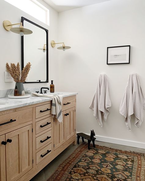 Raw wood vanity with marble top, lucent lightship sconces, towel hooks and vintage rug Shower Inserts, Bad Inspiration, Transom Windows, Room Challenge, Bathroom Reno, Tub Shower Combo, Wood Vanity, Shower Remodel, Black Mirror