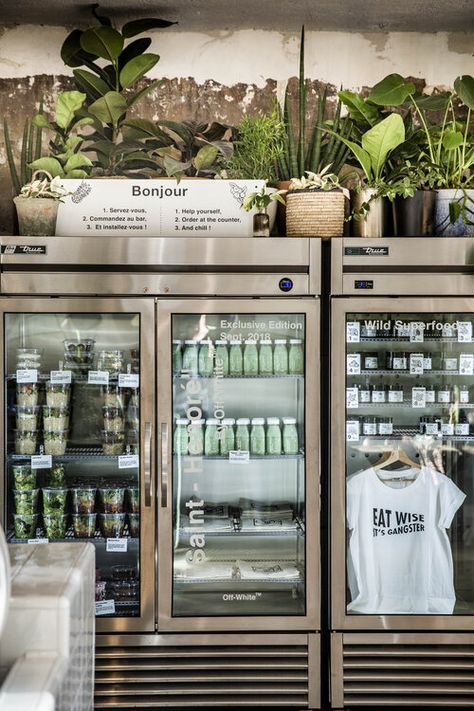 Wild & The Moon: How This Vegan Café Is Changing Fashion's Diet — PAGE Magazine Shop Fridge, Vegan Cafe Interior, Juice Cafe Interior, Vegan Coffee Shop, Vegan Restaurant Design, Juice And Smoothie Bar Design, Display Fridge Design Coffee Shop, Juice Store, Fridge Design