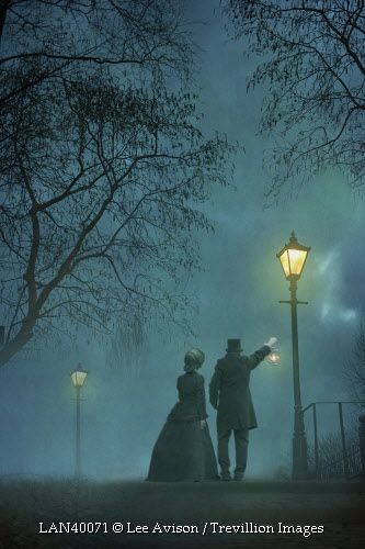 Trevillion Images - victorian-couple-at-night Gaslamp Aesthetic, Gaslamp Fantasy Aesthetic, Victorian Age Aesthetic, Victorian Fantasy Art, Gothic Art Victorian, Victorian Lantern, Victorian Couple, Victorian England, Victorian Romance