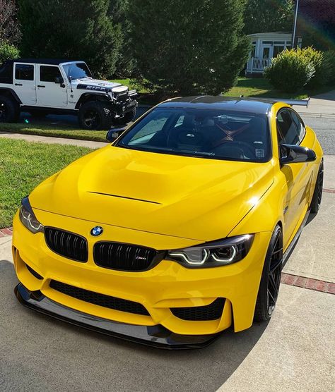 M4 Competition, Yellow Cars, Bmw Classic Cars, Bmw Motorsport, Bmw Classic, Yellow Car, Sport Car, New Bmw, Learning Platform