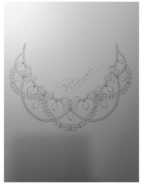 Jewelry Design Necklace Sketches, Necklace Designs Drawing, Necklace Sketch Design, Tiara Sketch, Jewellery Motifs, Necklace Sketch, Tiara Drawing, Accessories Design Sketch, Necklace Drawing