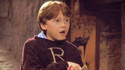 Where To Buy A Harry Potter Christmas Sweater That's As Good As Mrs. Weasley's — PHOTOS Harry Potter Christmas Sweater, Ron Y Hermione, Glume Harry Potter, Ronald Weasley, Theme Harry Potter, Images Harry Potter, Rupert Grint, Septième Art, The Sorcerer's Stone