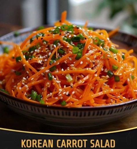 Korean Carrot Salad, Korean Carrot, Side Vegetables, Recipes Korean, Grilled Salad, Vegan Grilling, Carrot Salad, Old Recipes, Salad Ingredients