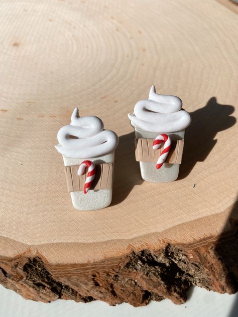 Show off your love of peppermint mocha lattes this winter with these handmade stud earrings 🌨 made from polymer clay Surgical steel posts, hypoallergenic 1 inch long x .5 inch wide Christmas Polymer Clay Ideas Simple, Christmas Clay Stud Earrings, Holiday Clay Earrings Diy, Polymer Clay Christmas Gifts, Polymer Clay Christmas Charms, Christmas Clay Earrings Ideas, Christmas Polymer Earrings, Christmas Clay Earrings Diy, Winter Clay Earrings