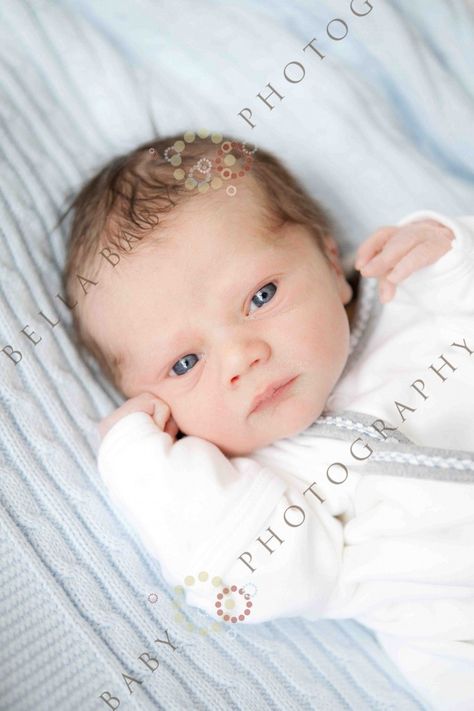 Love this photo especially with that blue sweater blanket. Blanket made hand and Baby made by Heart! Newborn Baby Boy, Photography Newborn, Newborn Pictures, Baby Ideas, Baby Decor, Baby Photo, Baby Boy Newborn, Future Baby, 404 Error