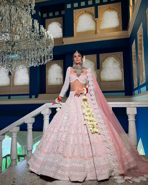 Rianta's | BRIDAL DESIGNER on Instagram: "‘EMERY’ ~ Bridal Atelier 2023 Makeup @makeupbycherryy Venue partner @fairmontjaipurindia Jewellery @jewelstreet.delhi Floral Kaleere…" Pink Bridal Outfit, Bridal Lehenga Colour, Floral Kaleere, India Wedding Dress, Indian Fits, Pink Bridal Lehenga, Indian Closet, 2023 Makeup, Navratri Garba