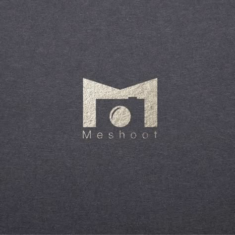 M + Camera logo#UniqueLogoDesign #LogoDesignIdeas #ProfessionalLogoDesign #StudioBranding #ModernLogoDesign #PhotographyLogoInspo Photographer Logo Ideas Typography, Photo Studio Logo, Photography Logo Design Ideas, Photographer Logo Ideas, Pg Logo, Logo Fotografia, Creative Photography Logo, Photography Name Logo, Trendy Logo Design