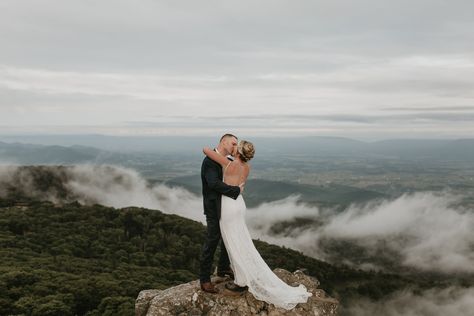 Shenandoah National Park Elopement, Shenandoah National Park Wedding, Shenandoah Elopement, Shenandoah Wedding, Nature Elopement, Autumn Elopement, Virginia Elopement, Elopement Shoot, Hiking Elopement